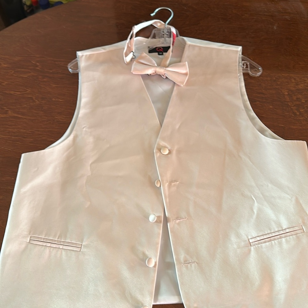 Very Light pink vest